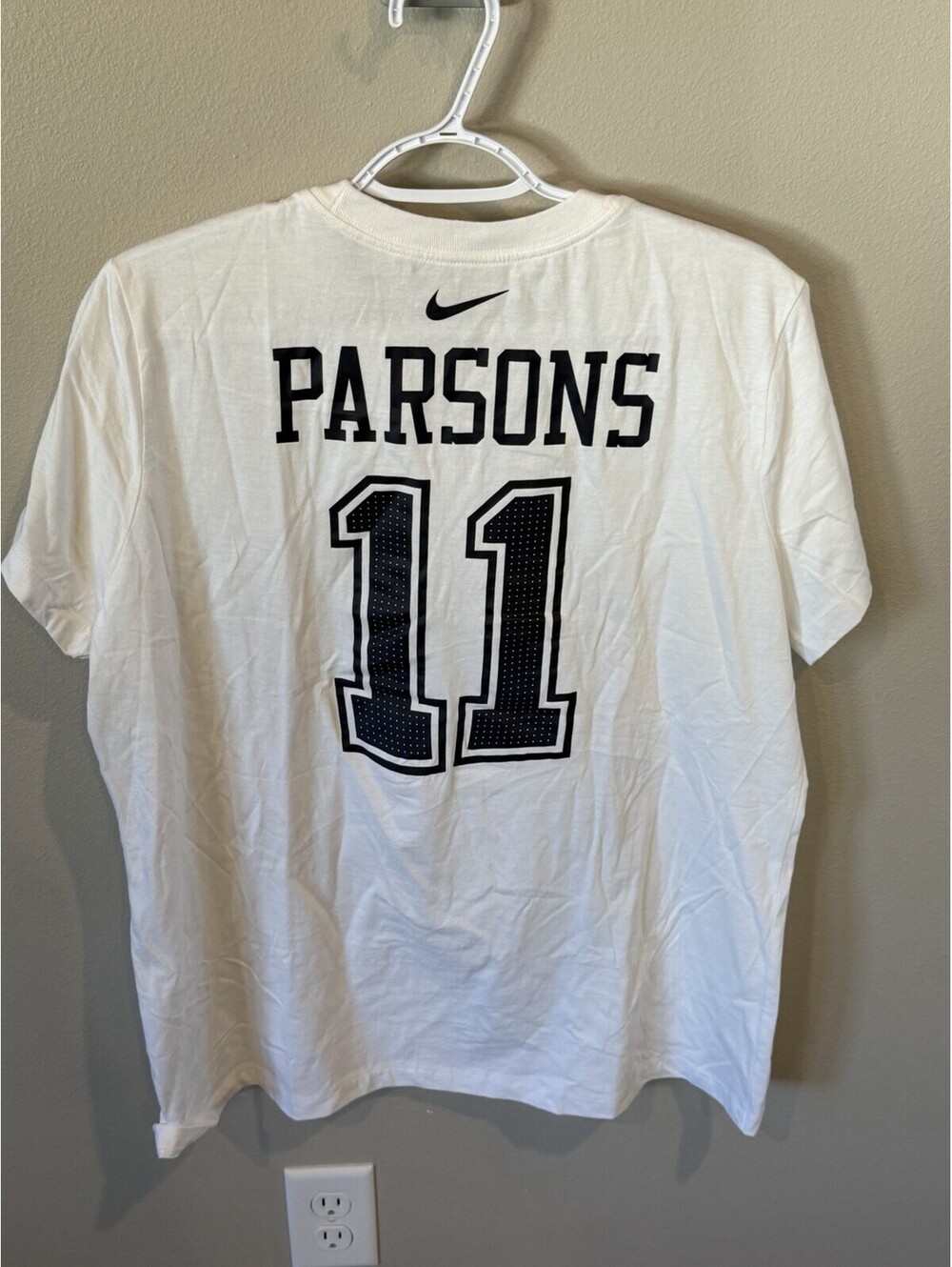 Micah Parsons tshirt Champion Women’s Size XL. Retail 40.00